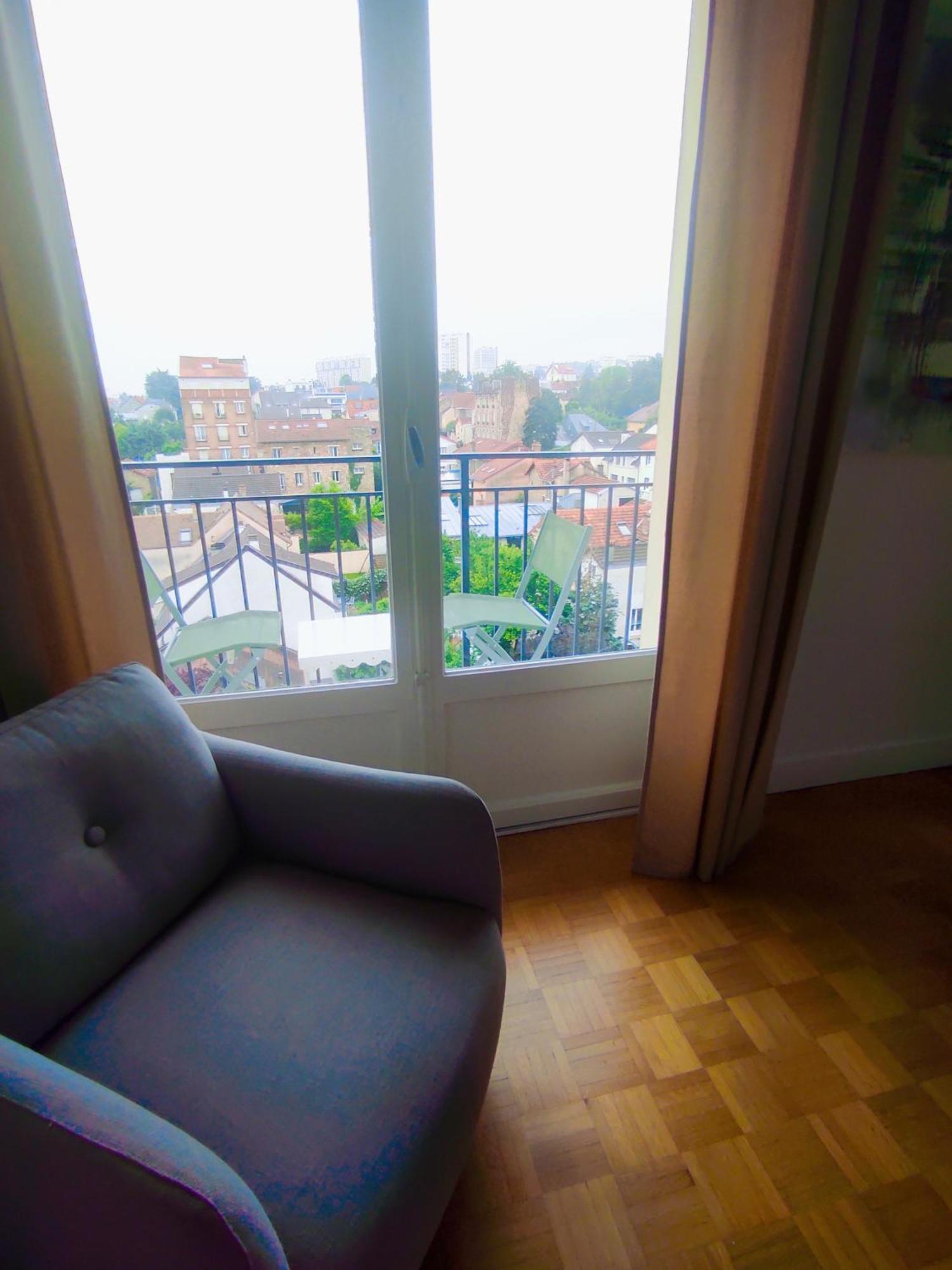Grand 2 Pieces Vue Degagee Quartier Gare Clamart Exterior foto